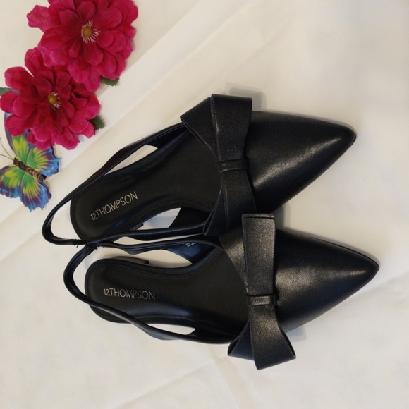 Shoes black low tops with heel straps - Picture 8 of 8